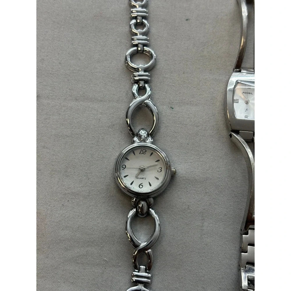 Fossil f2 Tonneau Watch and Round Quartz Bracelet Watch Lot for Parts Untested